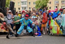 NO VIOLENCE — JUST VIBES & DANCE